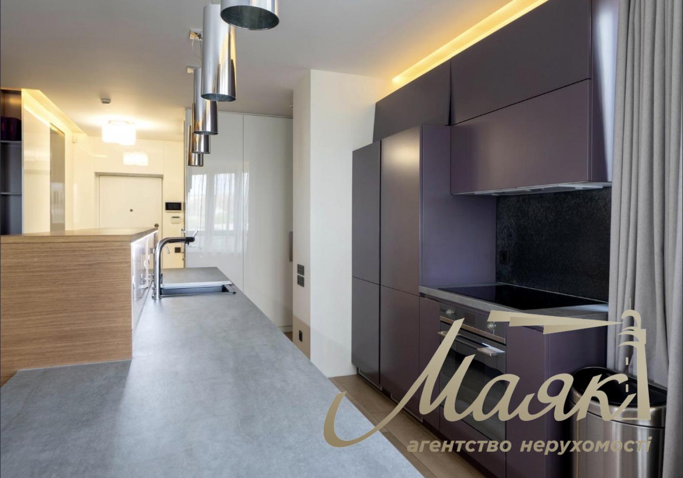 Продаж 3 кімнатної квартири в ЖК Park Avenue VIP