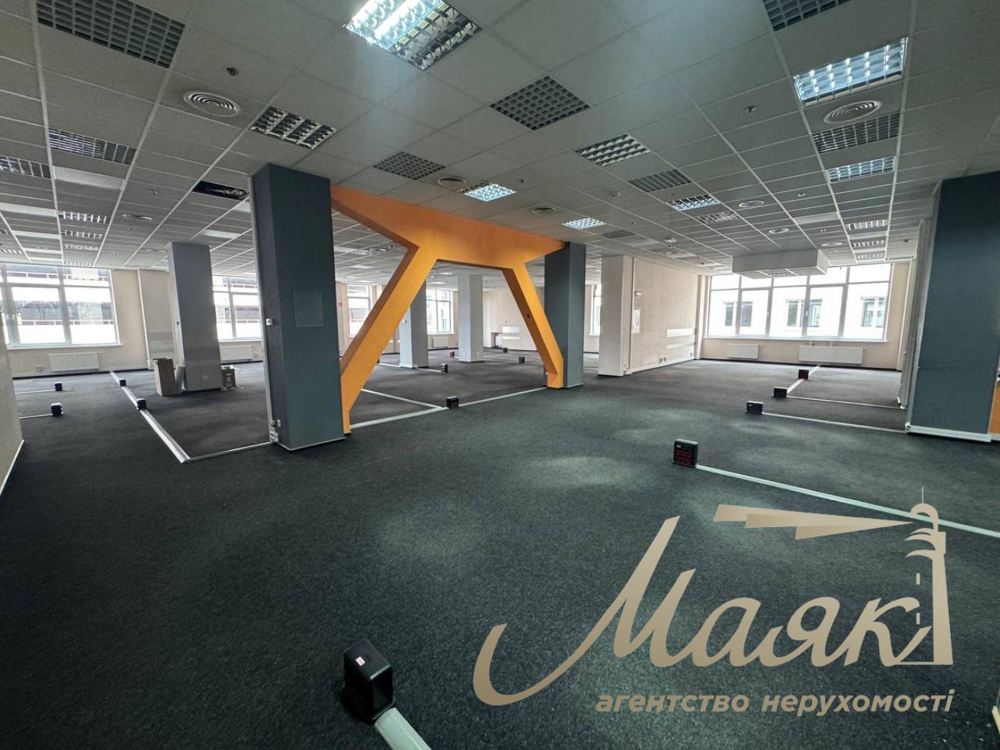 Office space for rent 1959 sq.m. in Faringate business center, Kiev