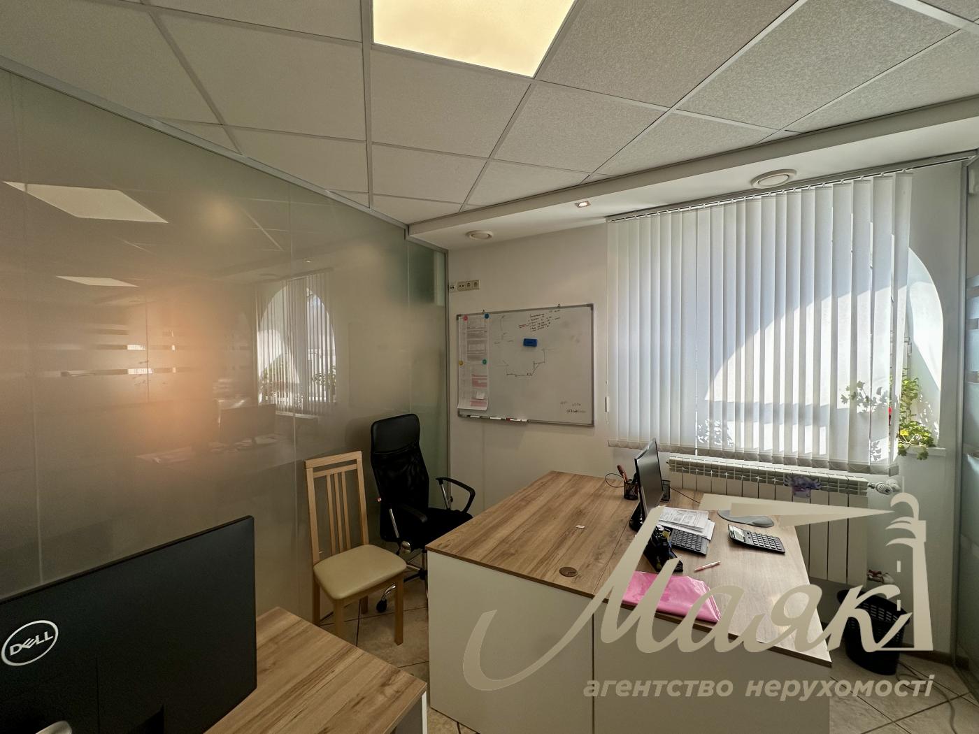 Rent a front building (656m2) on 7.5 hectares, Sadovaya street, with. Sofievskaya Borschagovka