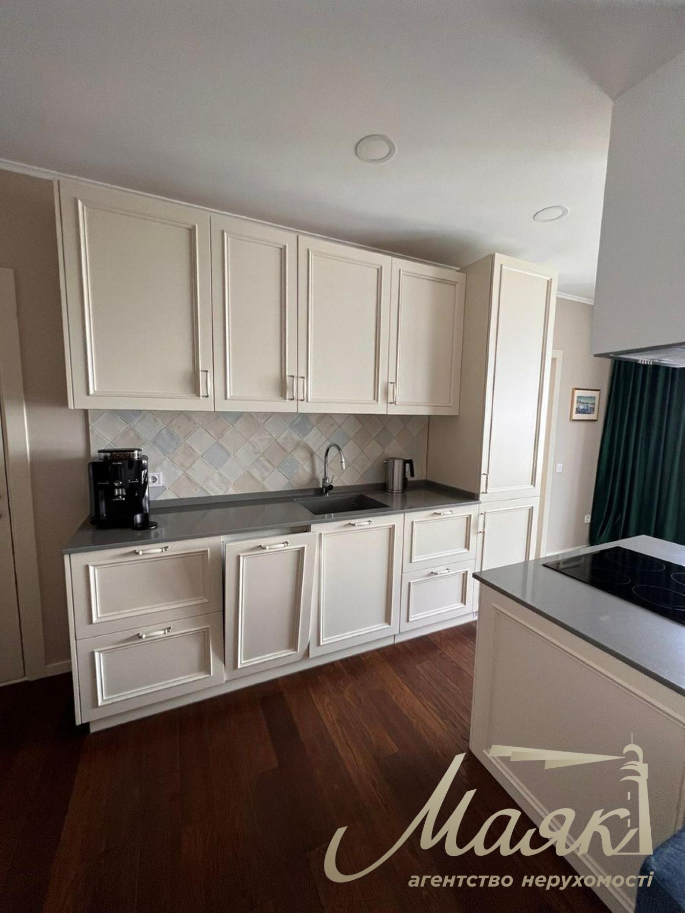 Продаж 3-кімнатної квартири, ЖК Зарічний, 62м², стм. Славутич, Дніпровський район, Київ