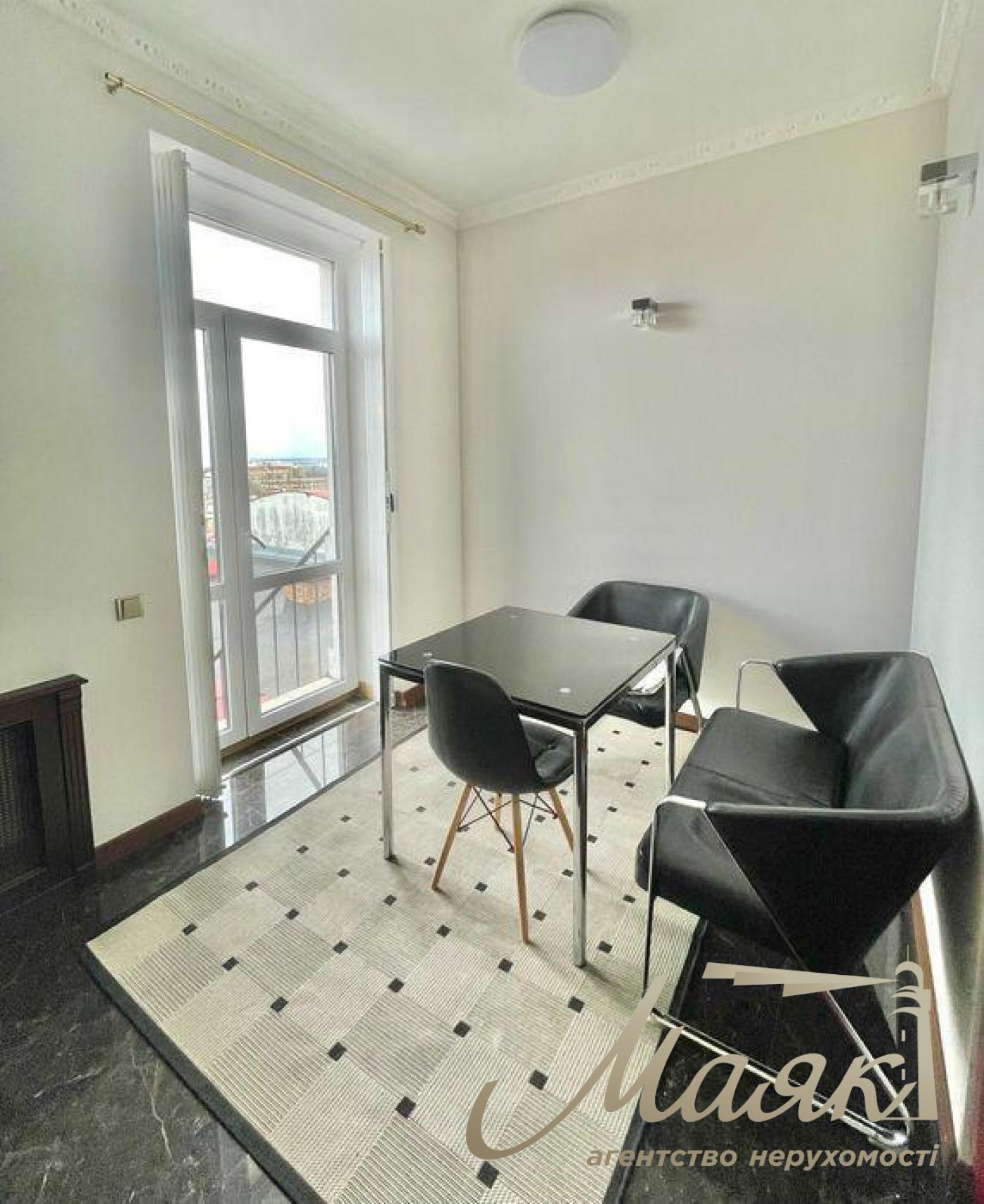 Аренда 3-комнатной квартиры в элитном доме на ул. Ирининская