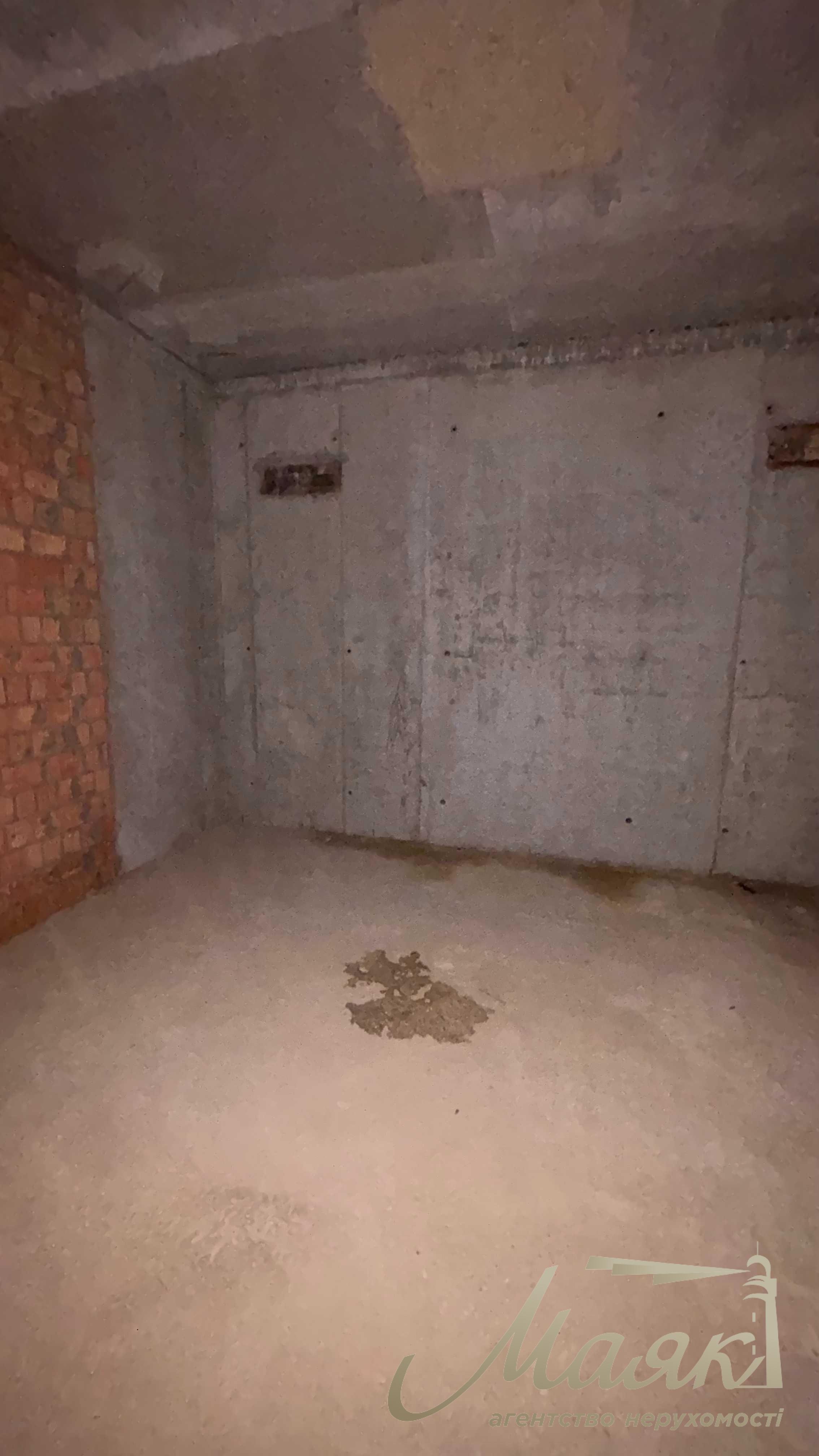 Продаж комерції (цоколь), 158м2, Індустріальний, 27, Солом'янка