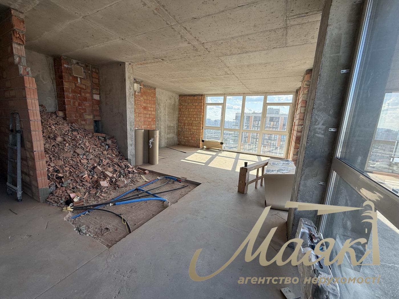 Французький квартал 2 унікальна квартира з терасою унікальна квартира з терасою