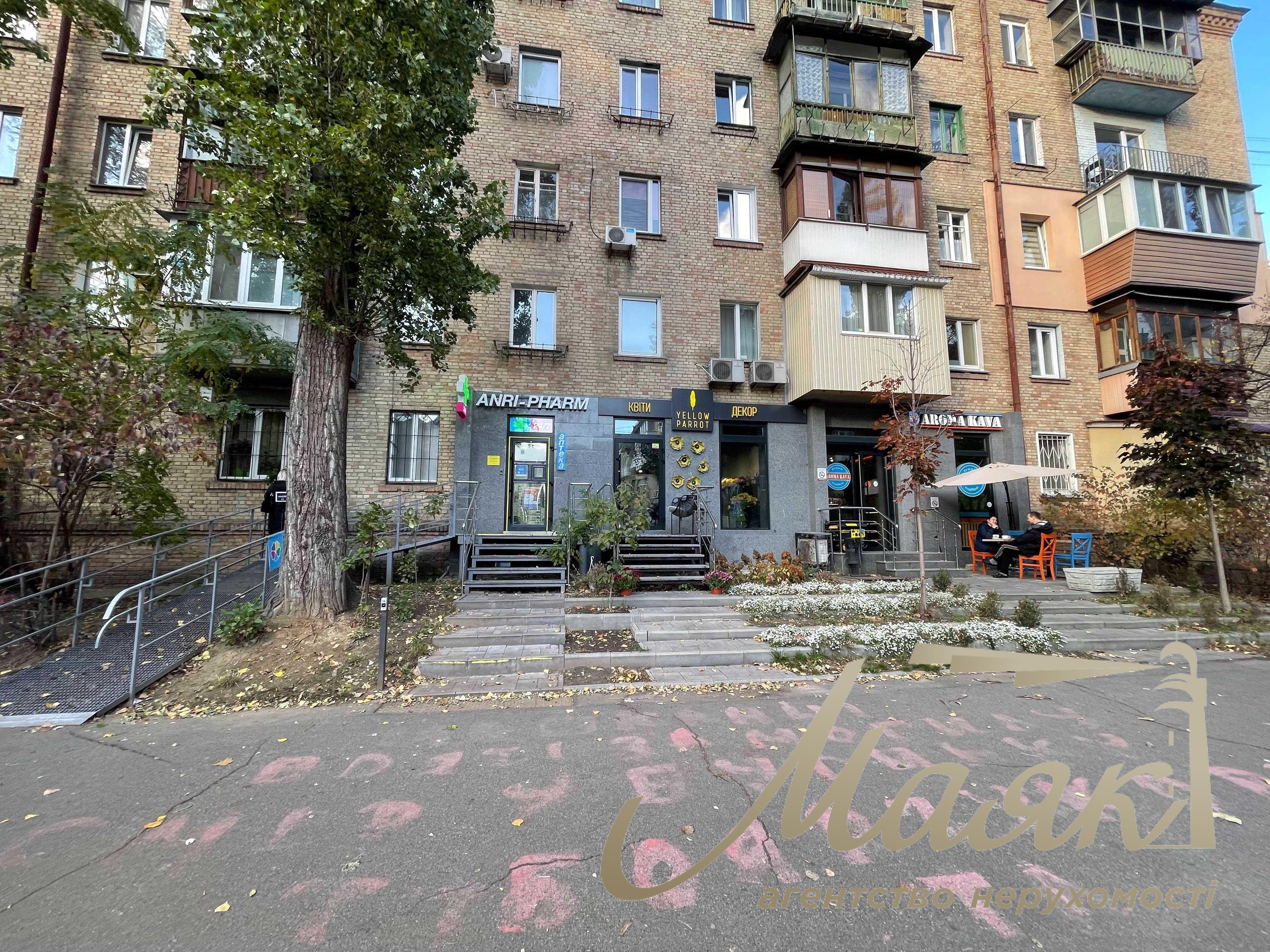 Аренда фасадного помещения 61 м2 на ул. Професора Подвысоцкого