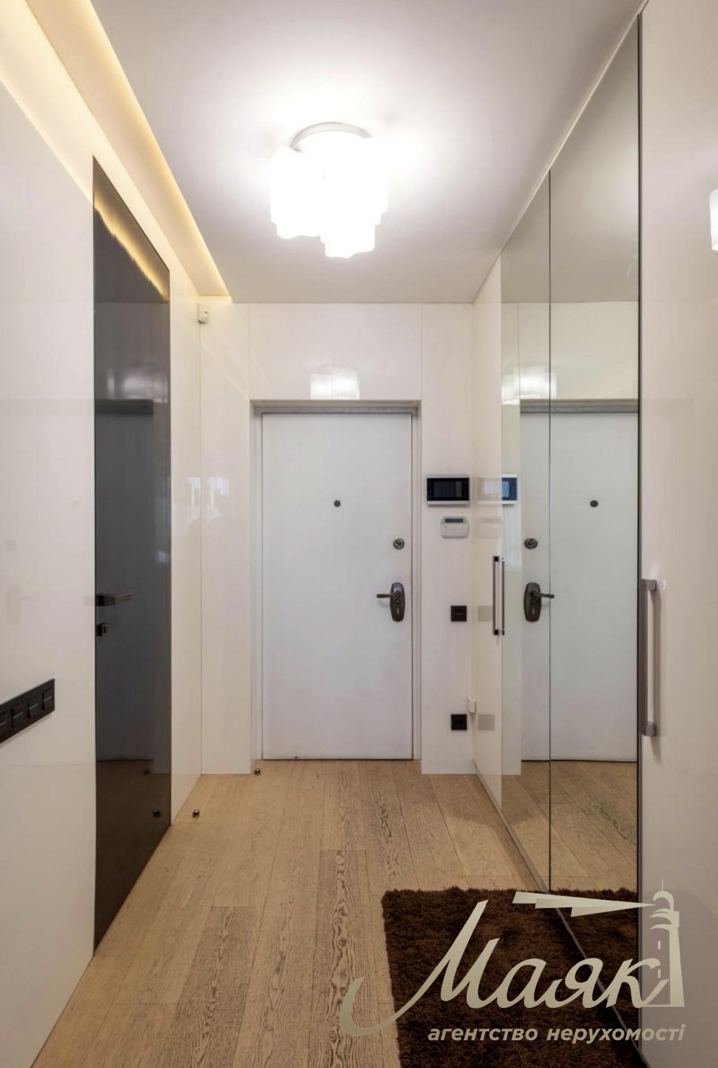 Продаж 3 кімнатної квартири в ЖК Park Avenue VIP