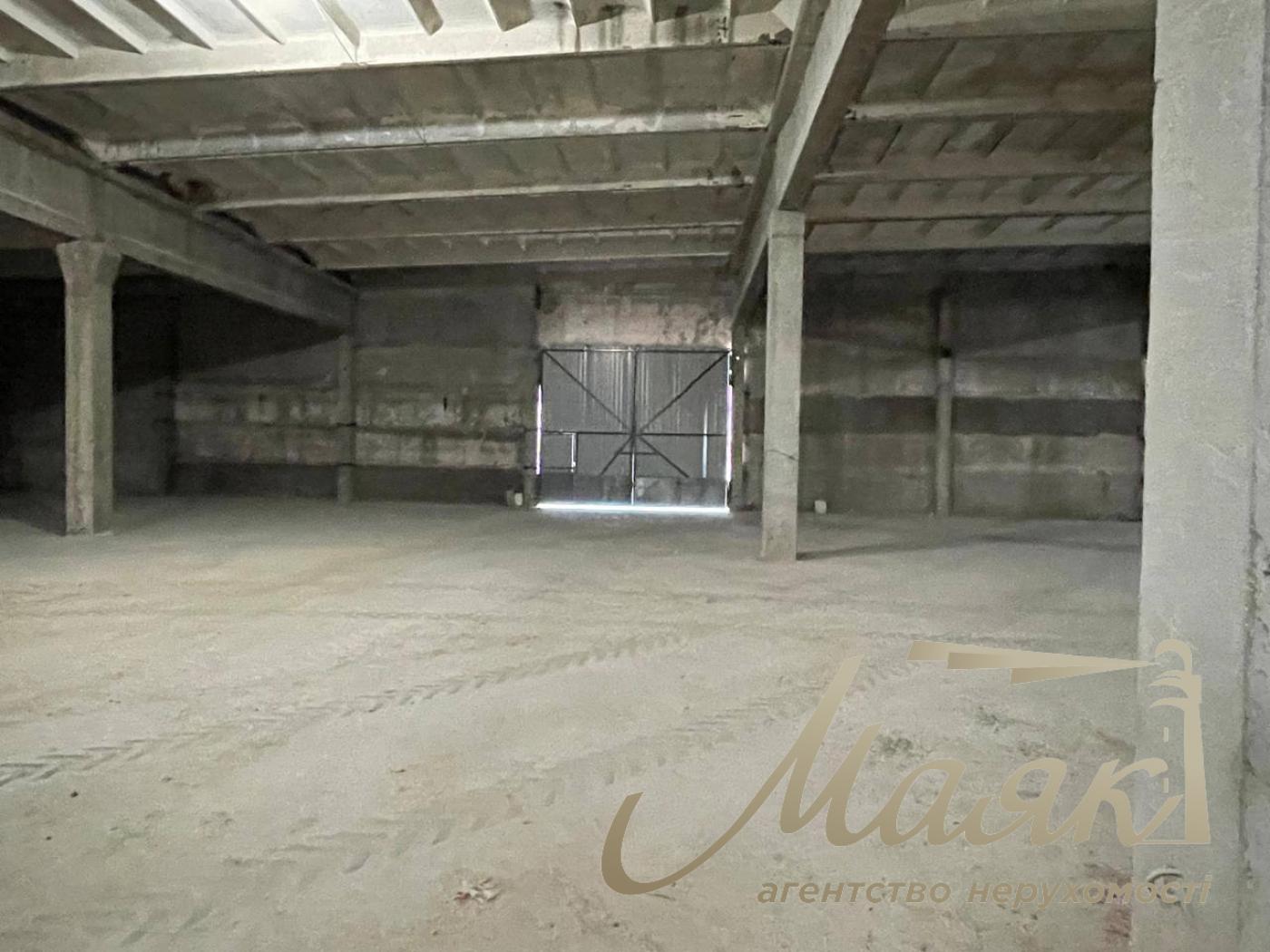 Продаж нового складу площею 5600 м²