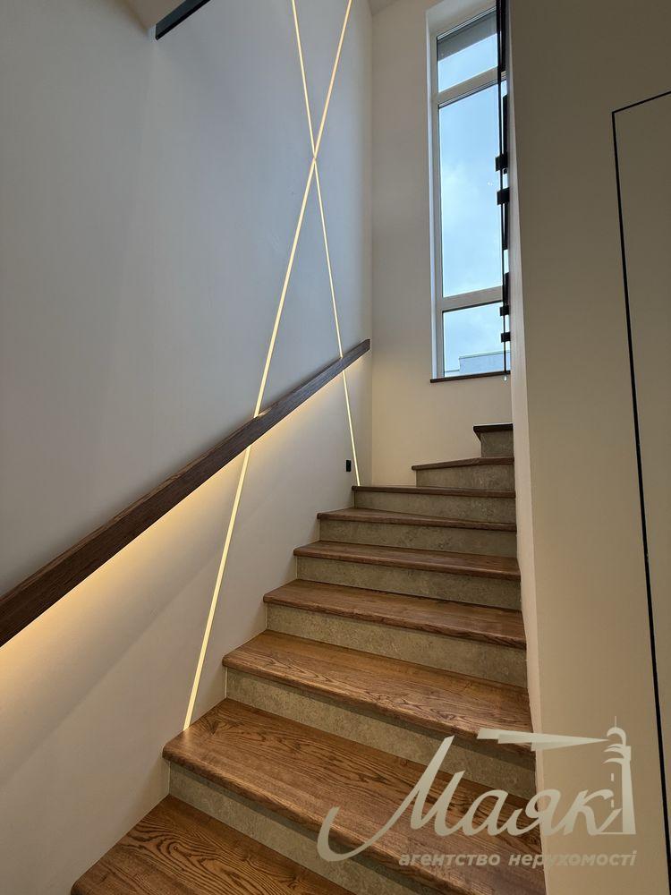 Продажа дома 175 м² с. Лесники, закрытая территория, Обуховское направление, Киевская область