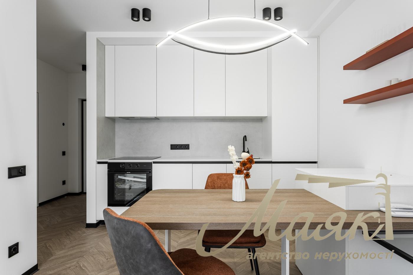 Rent 2-bedroom apartment in LCD New England