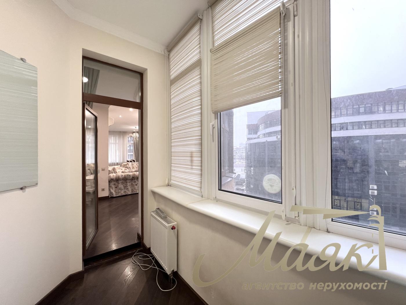 Аренда 3-х комнатной квартиры на Печерске в ЖК по ул. Евгения Коновальца 36В