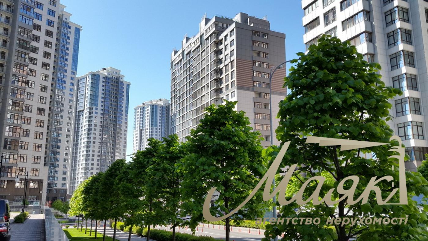 Продажа фасадного помещения в ЖК Новопечерские Липки, Киев