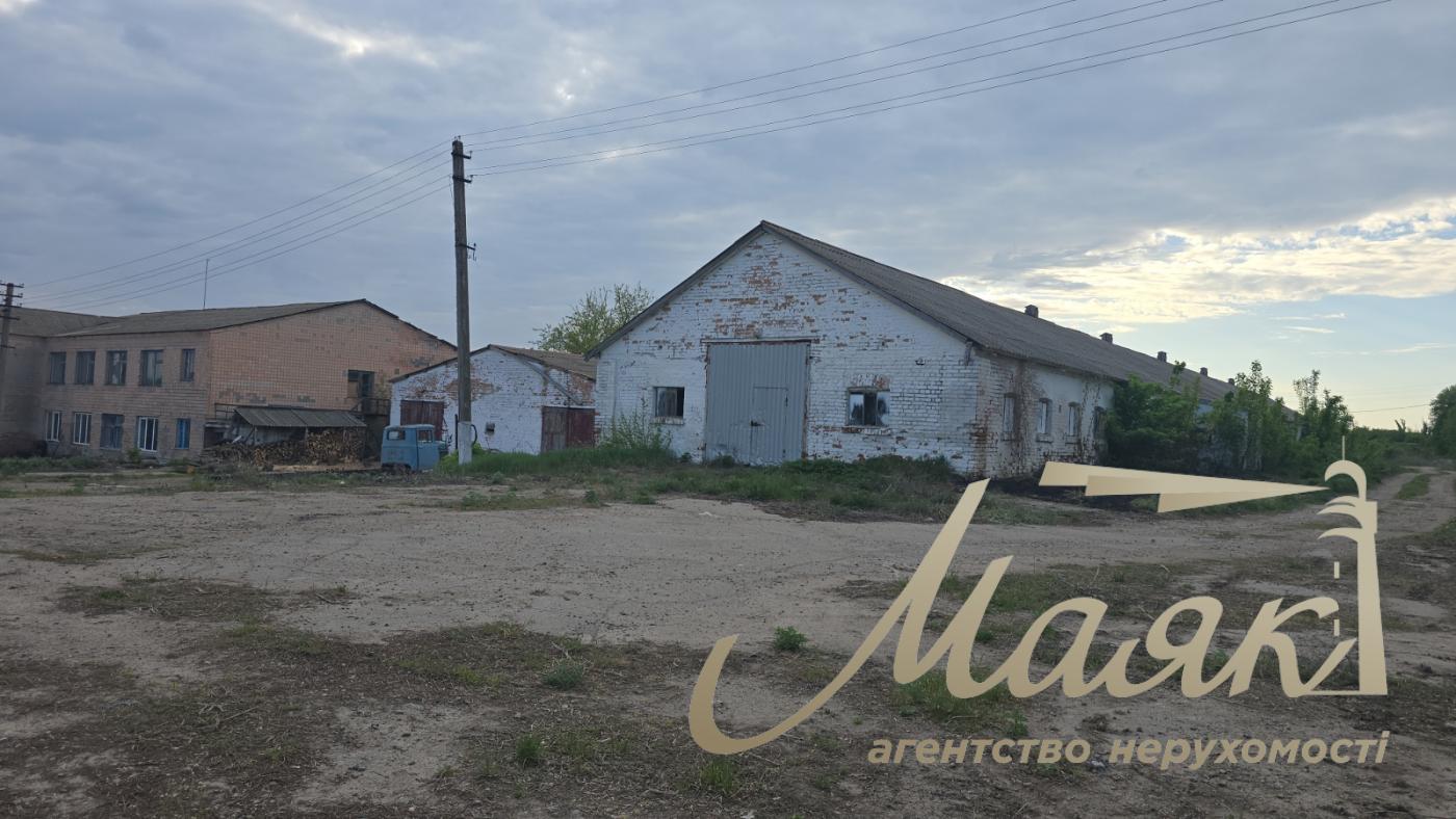 Продажа складских помещений с Дибинцы