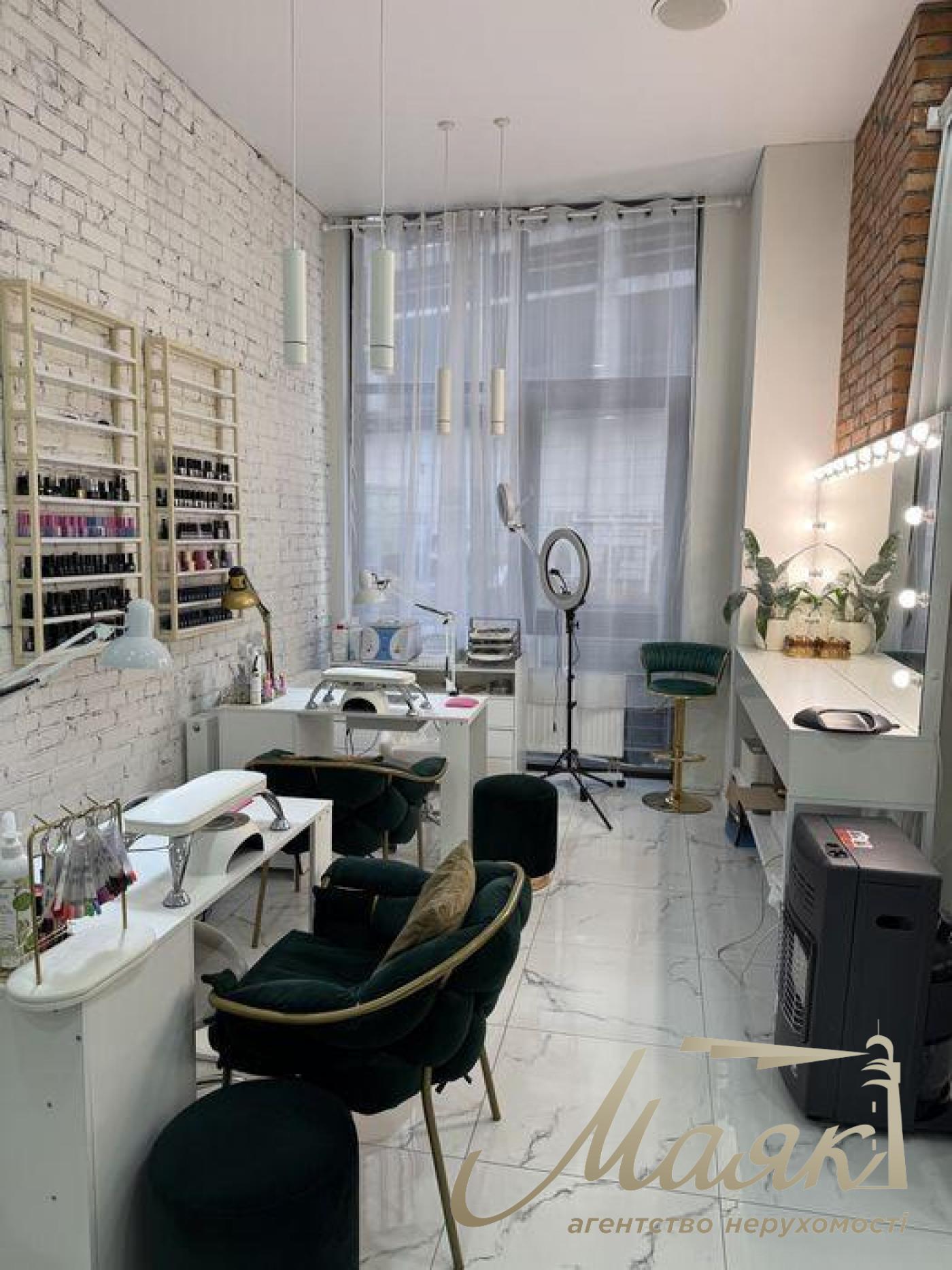 Оренда комерційного приміщення ЖК Бульвар Фонтанів, вул. Саперне поле