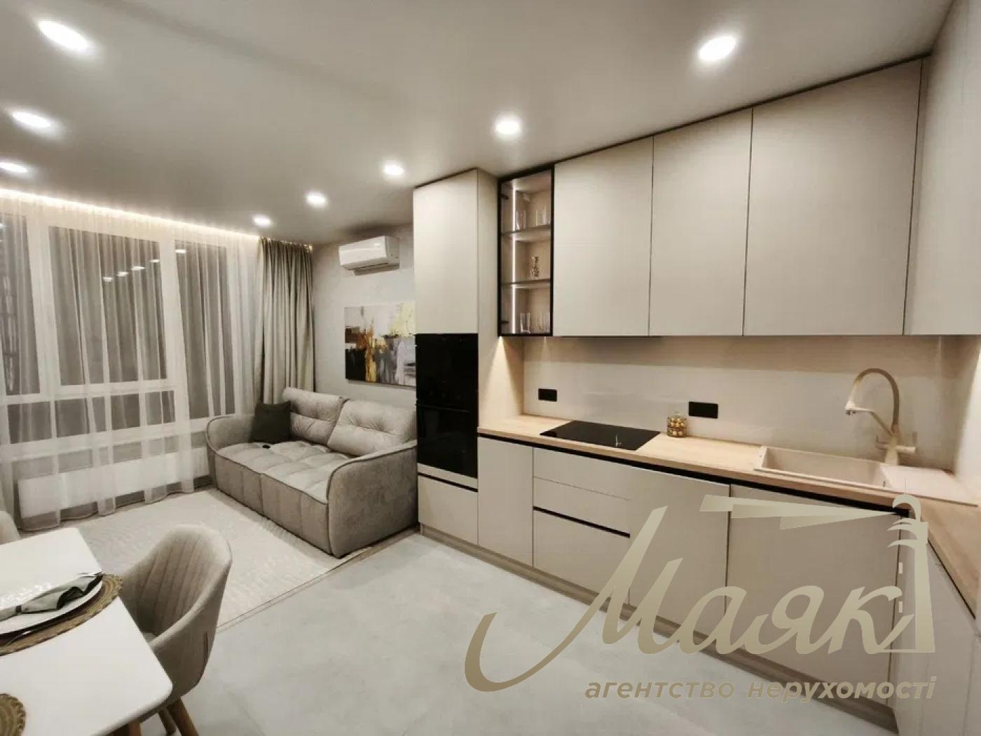 Продаж 1-кімнатної квартири в ЖК "Варшавський 3", Виноградар