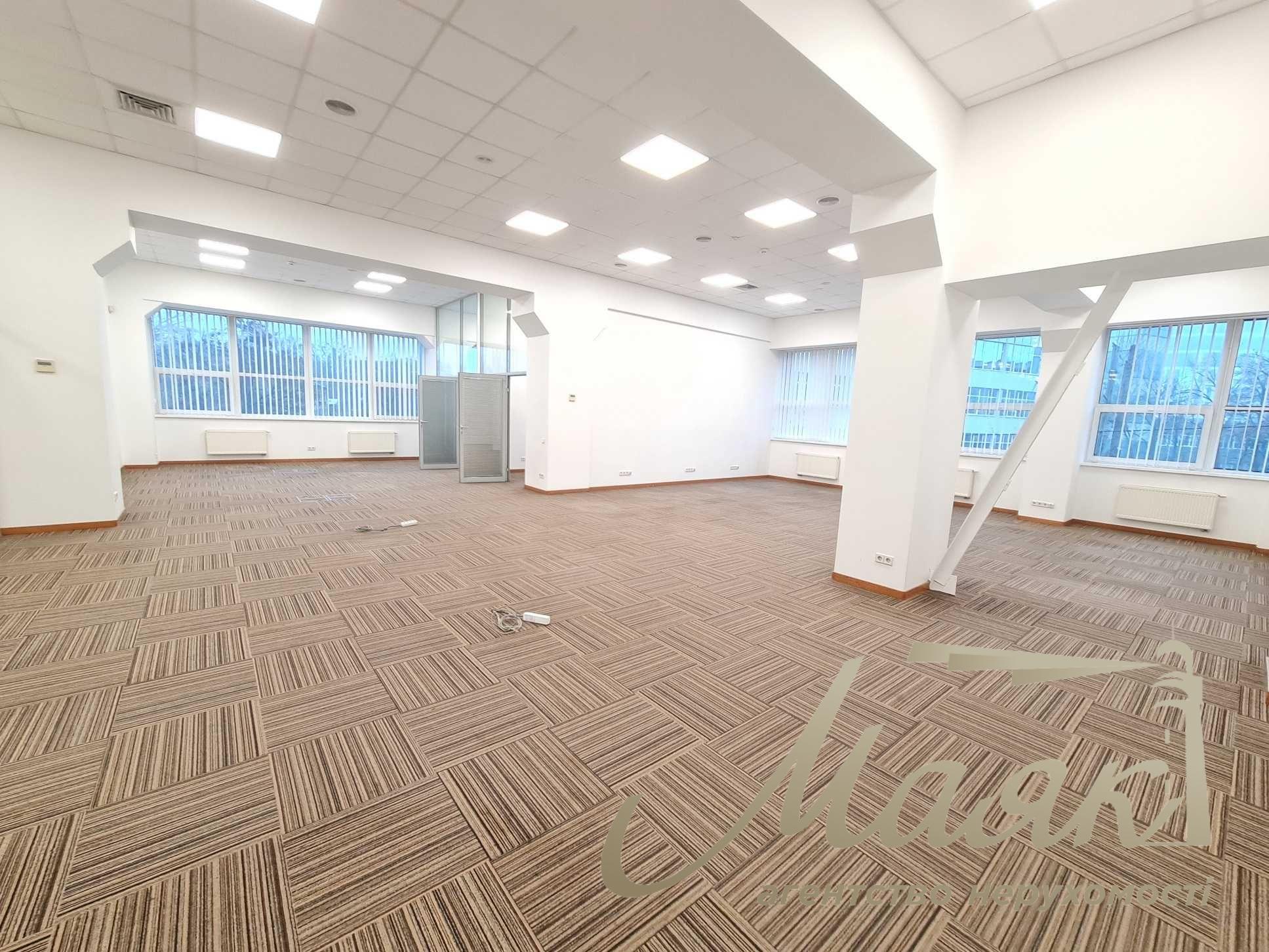 Office for rent 248m2 in BC Victoria Park, metro station Vasilkivska