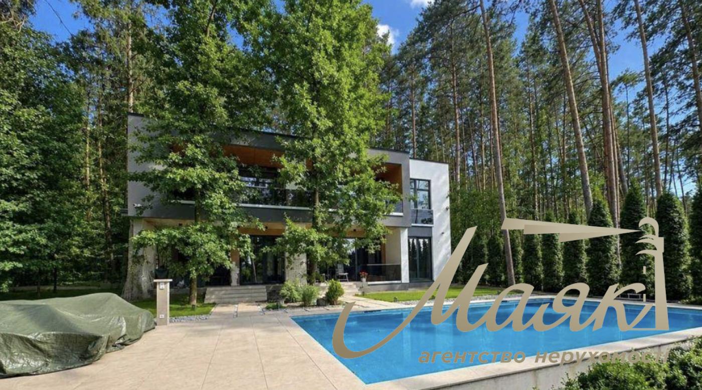 Оренда заміського будинку 215м2 з басейном у престижному передмісті Києва, Обухівський напрямок.