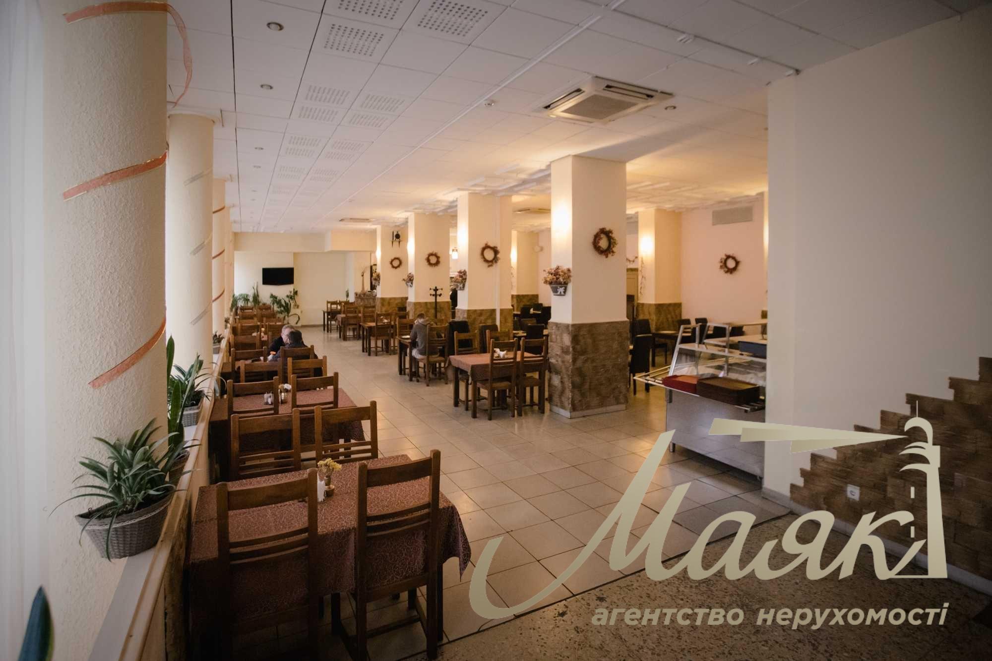 Оренда фасадного приміщення під кафе/ресторан у готелі "Голосіївський"