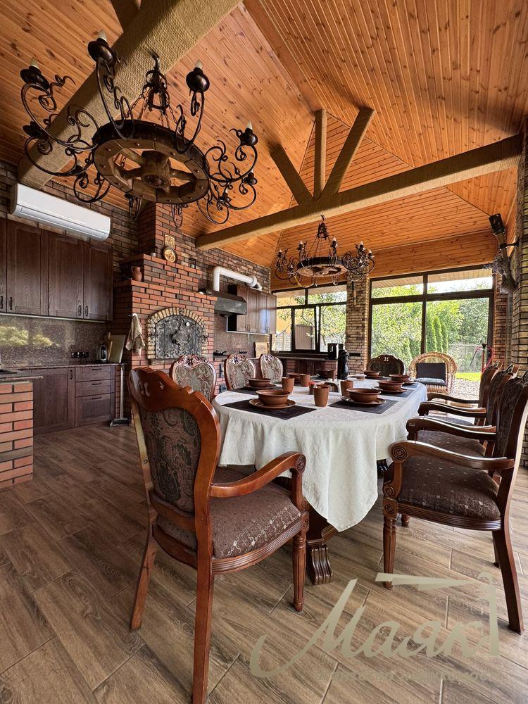 Продажа дома 260 м² с гостевым домом и баней c.Романков у Голубого озера, 10 соток, Обуховское направление, Киевская область.