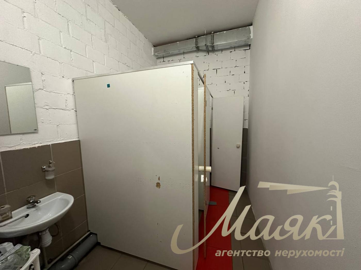 Аренда коммерческого помещения 410м2 в ЖК Французский квартал, Печерский район.