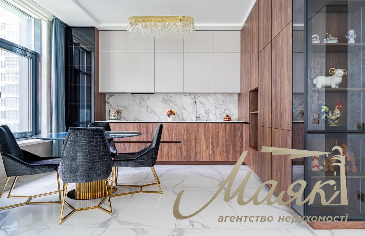 Продаж 3-кімнатної квартири 104м2 у ЖК "Новопечерські Липки", вул. Андрія Верхогляда, 17в, Печерський район, Центр.