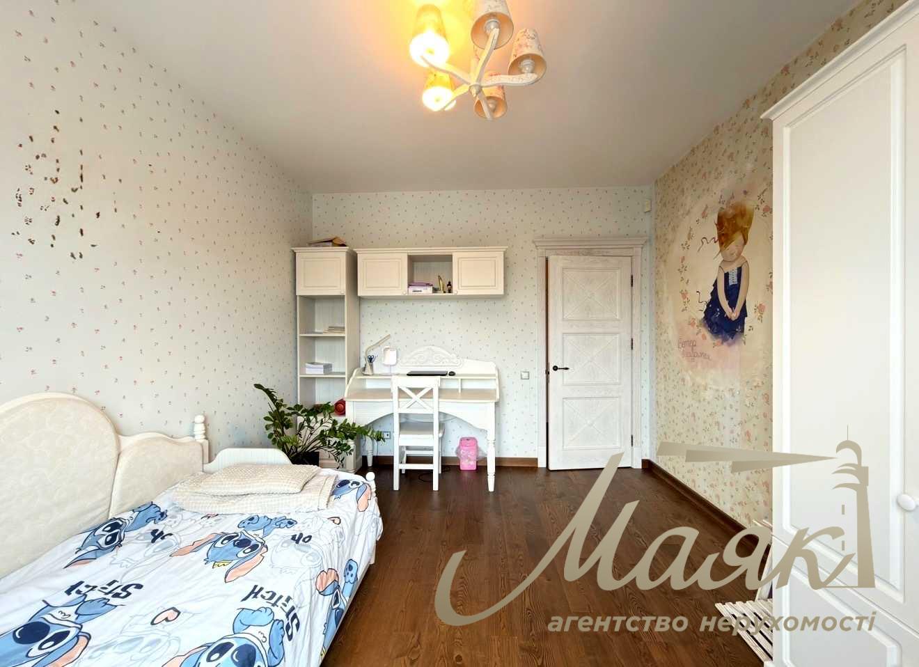 Київ, Богатирський проїзд, 8