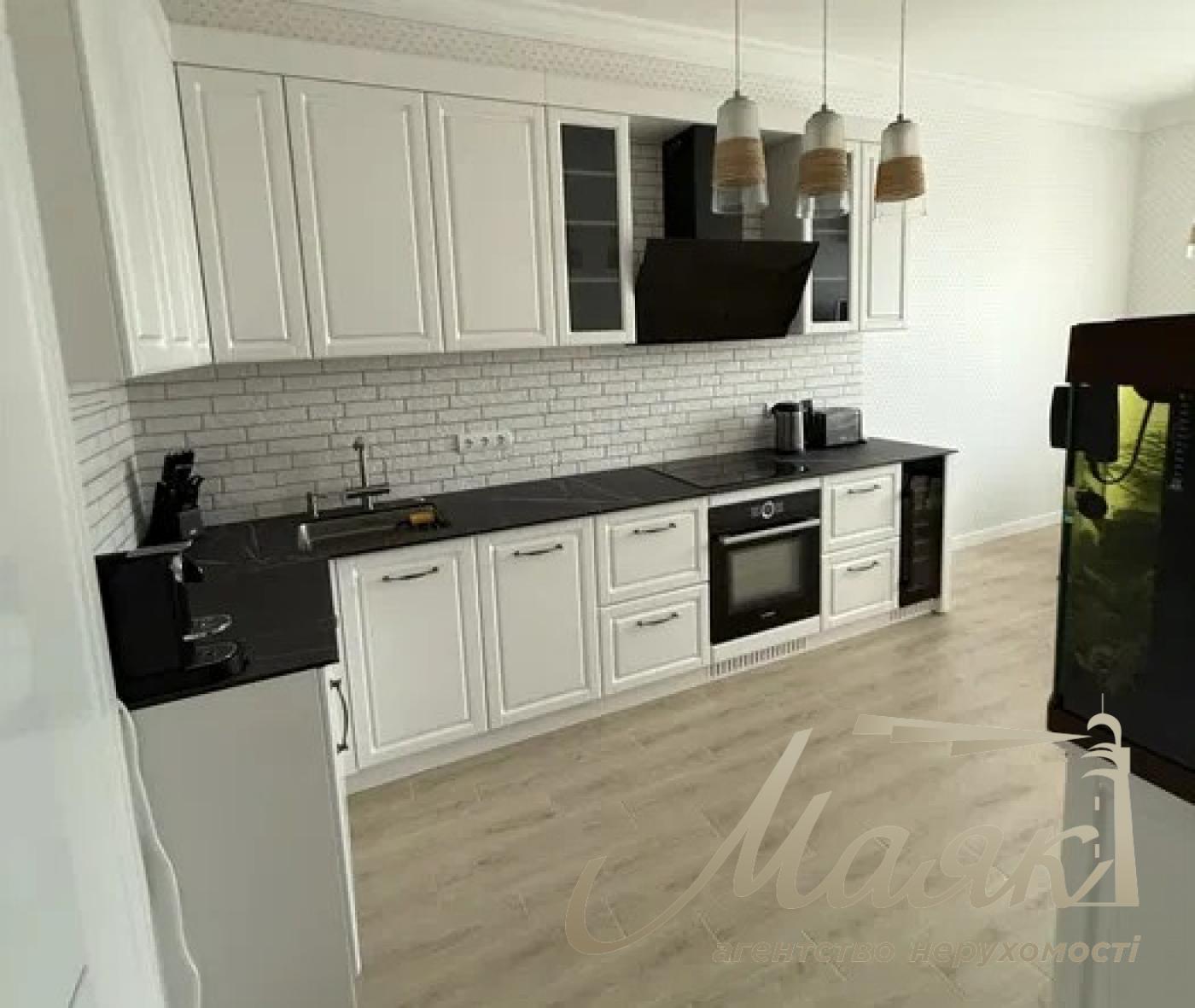 Продаж 2-к квартири в ЖК Граф Толстой, Центр