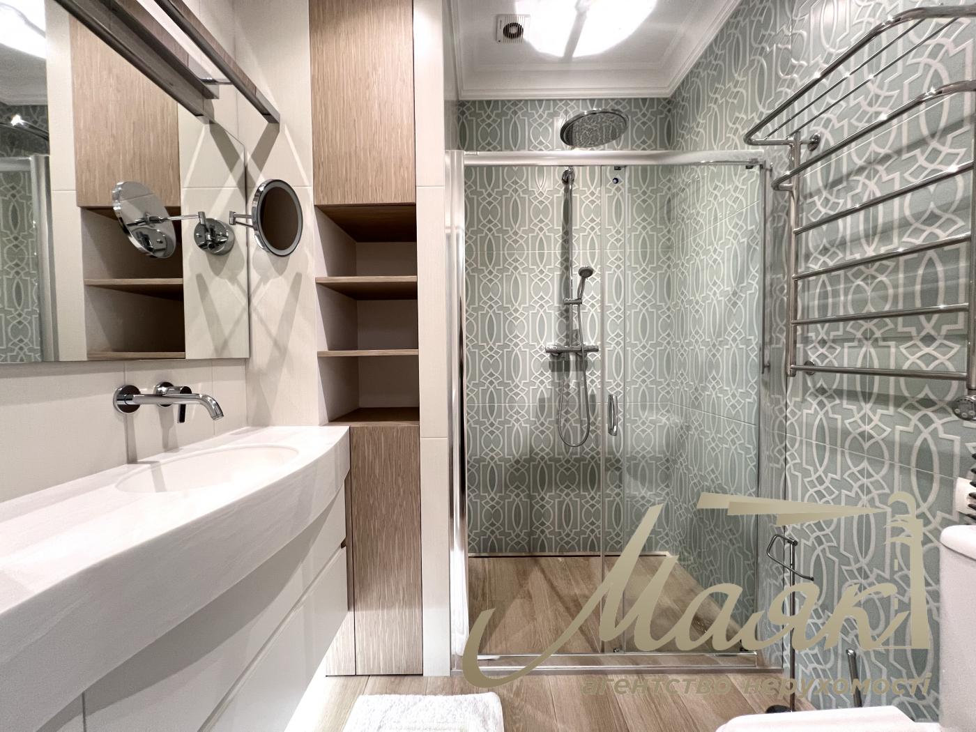 Rent 2-storey house 190m2, Goloseevsky district, Myshelovka