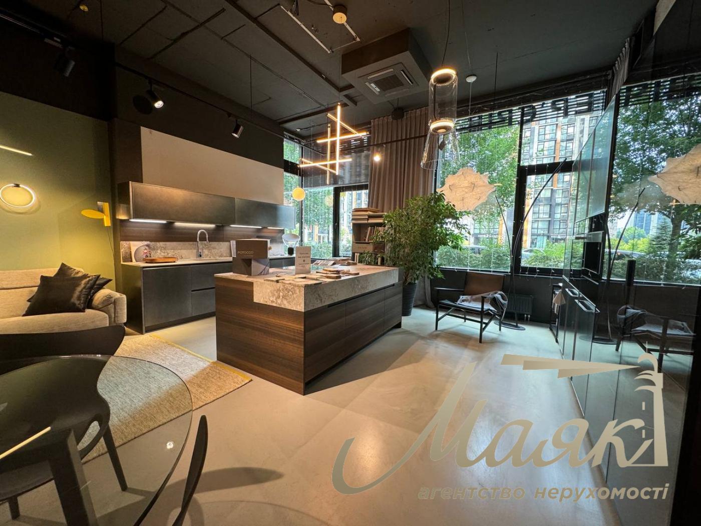 Аренда фасадного помещения 140м2 в ЖК Французский квартал 2, ул. Предславинская, Центр, Киев