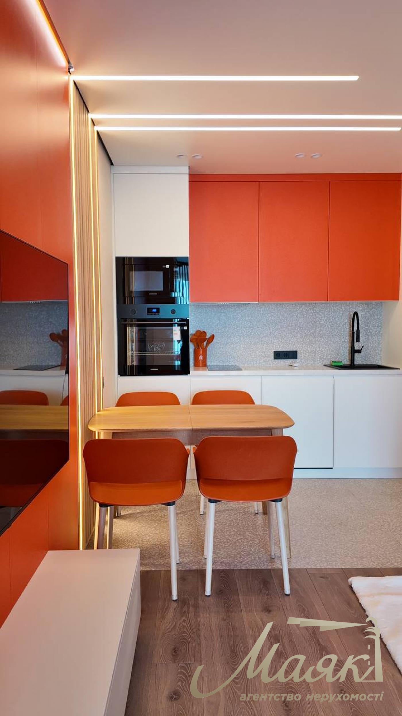 2-room apartment for sale, 40 m², Slavutich Residential Complex.