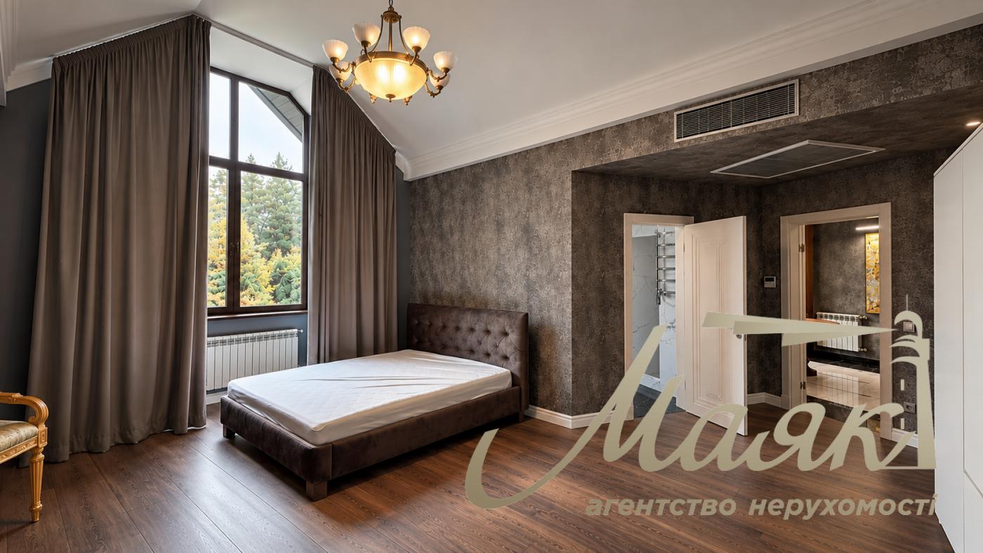 Оренда розкішного заміського будинку площею 1 217,2 м² у житловому комплексі «Південний» у с. Конча-Заспа/Козин, м. Київ, Голосіївський район, ділянка площею 40 соток