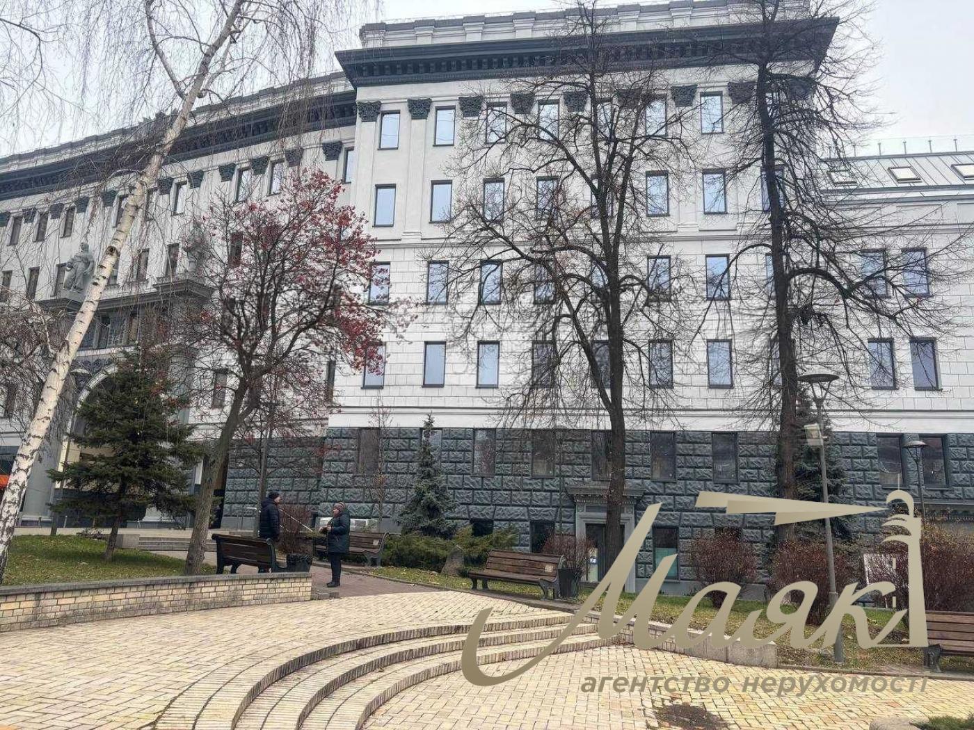 Оренда Офісу 1000м2 вул. Прорізна, Центр, Київ