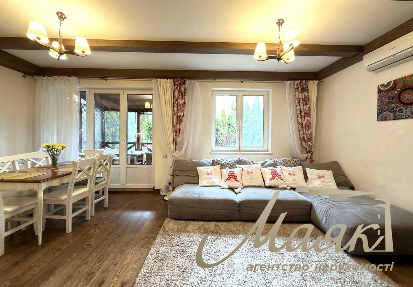 Київ, Богатирський проїзд, 8