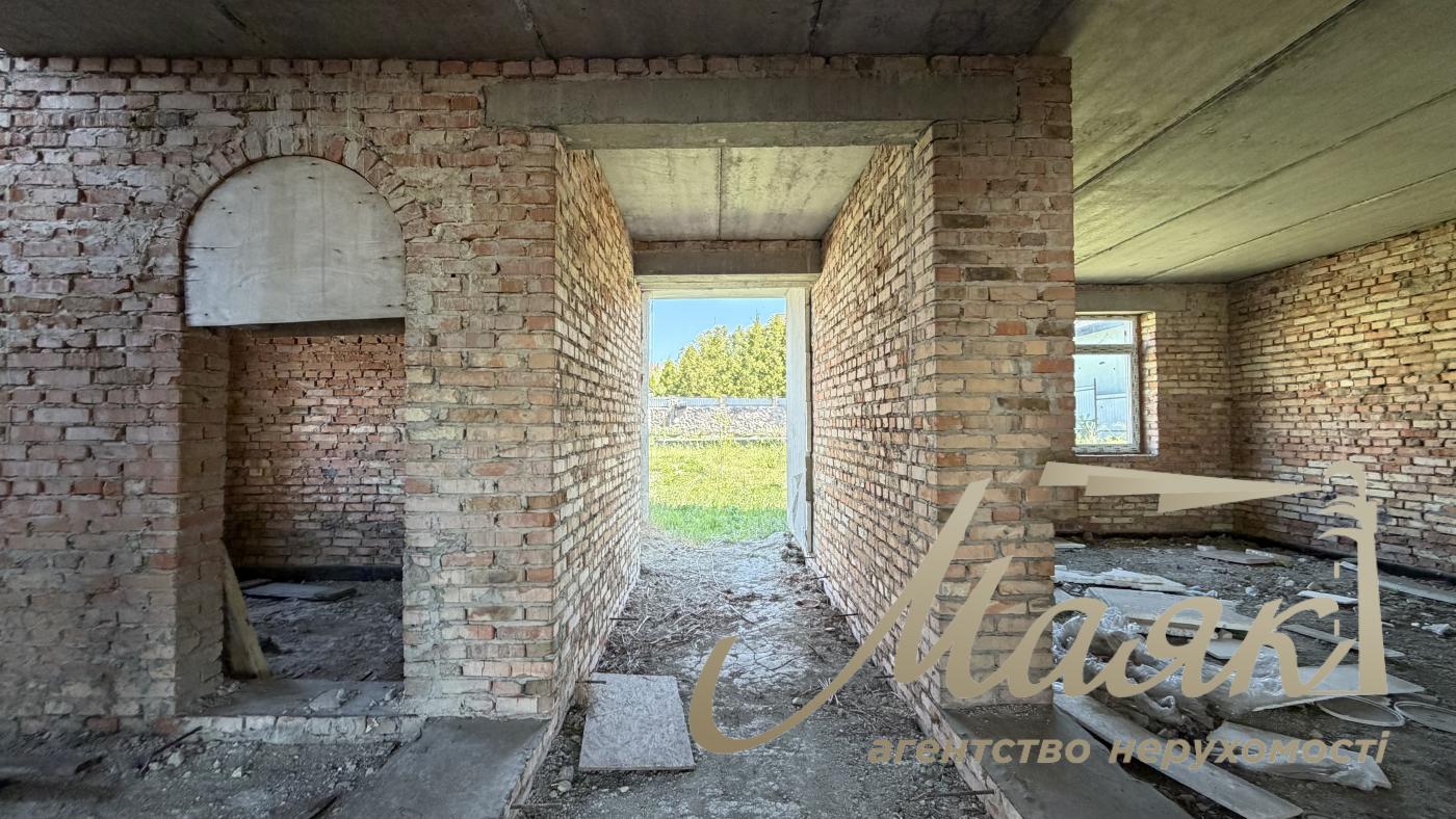 Продажа 2х этажного дома 220м2 в с. Кременище, ул. Грушевского, Киево-Святошинский район, Киевская область.