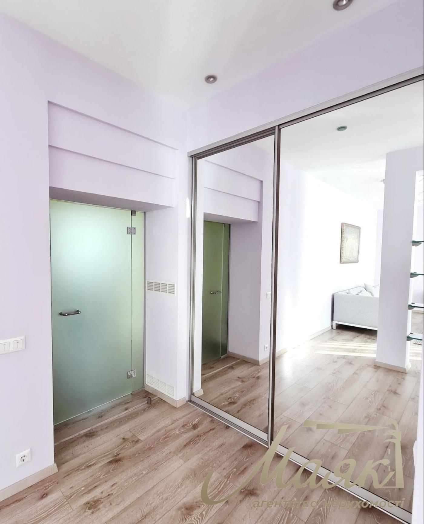 3-room apartment for rent at 21 Lyuteranskaya St., Shevchenkivskyi District.