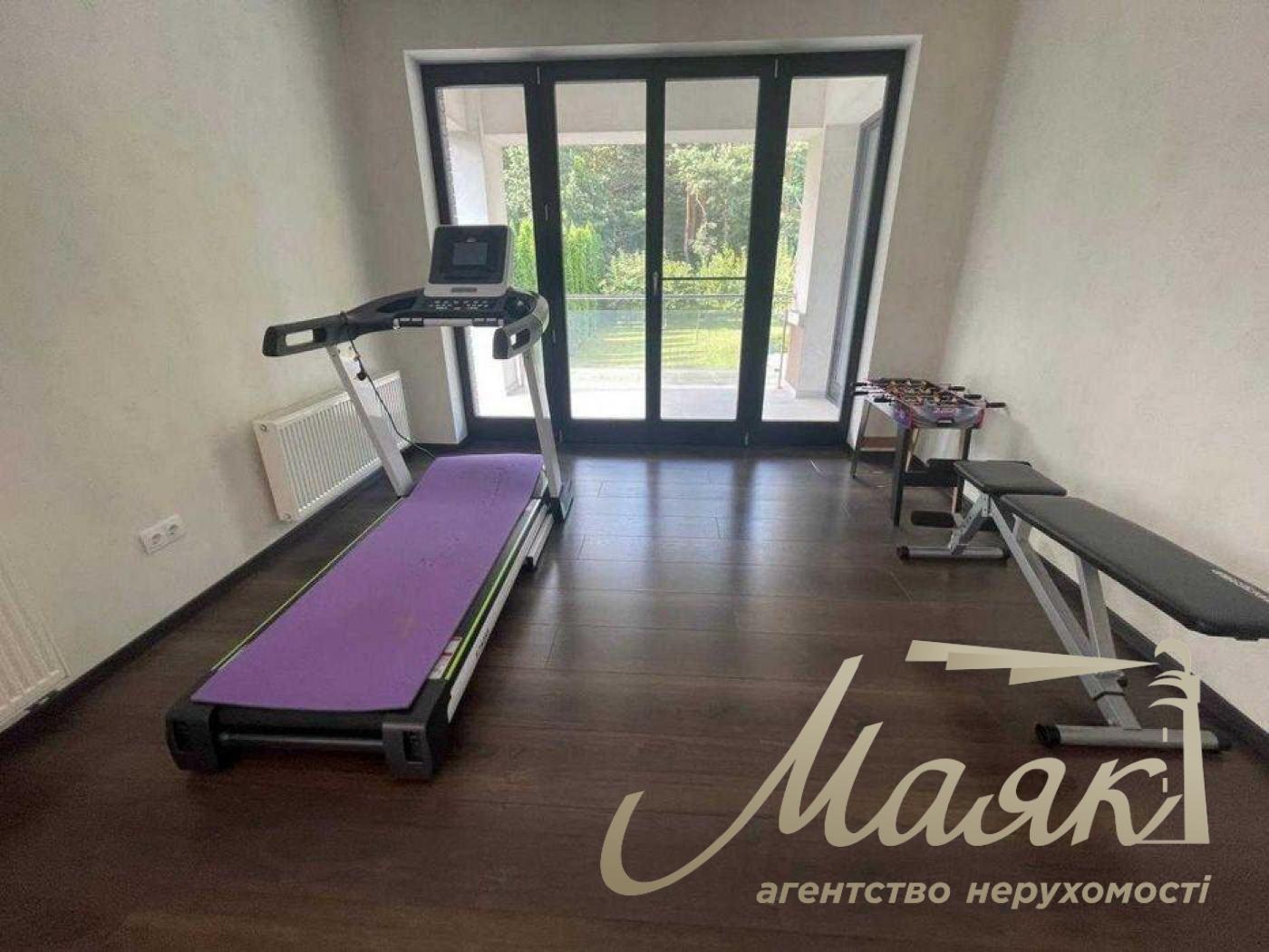 Оренда преміальної резиденції 300 м² | Горбовичі | Басейн | Повна автономність