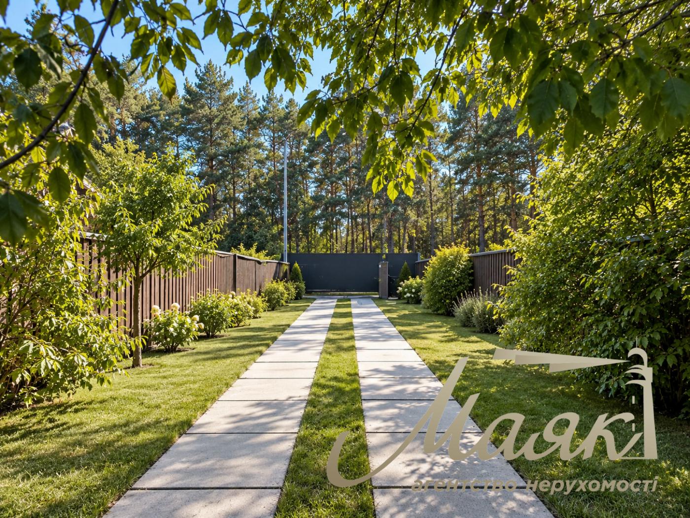 For rent: a two-story house in the town of Kozin/Koncha-Zaspa—207.9 m², 18.55 sotok, Anatoliy Solovyanenko Street, Obukhov direction, Kyiv Oblast.