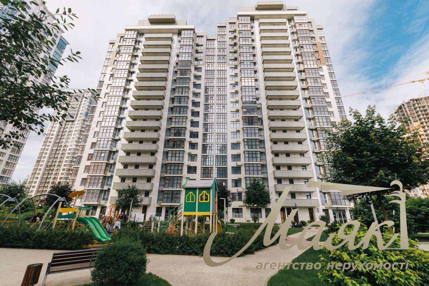 Оренда сучасної студії 60м2 у ЖК "Новопечерські Липки" Андрія Верхогляда/Драгомирова 17, Печерський район, Київ.