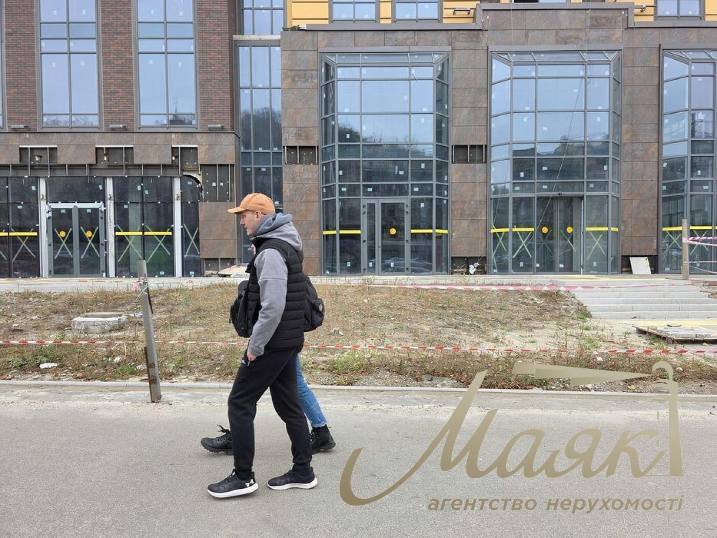 Оренда фасадного приміщення 120 м.кв. Нижній Вал, Поділ, Центр