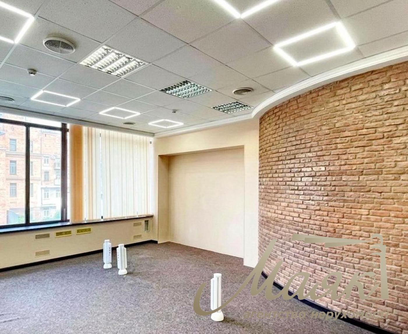 Оренда офісу площею 235 м² на вул. Шота Руставелі, Печерськ, Центр