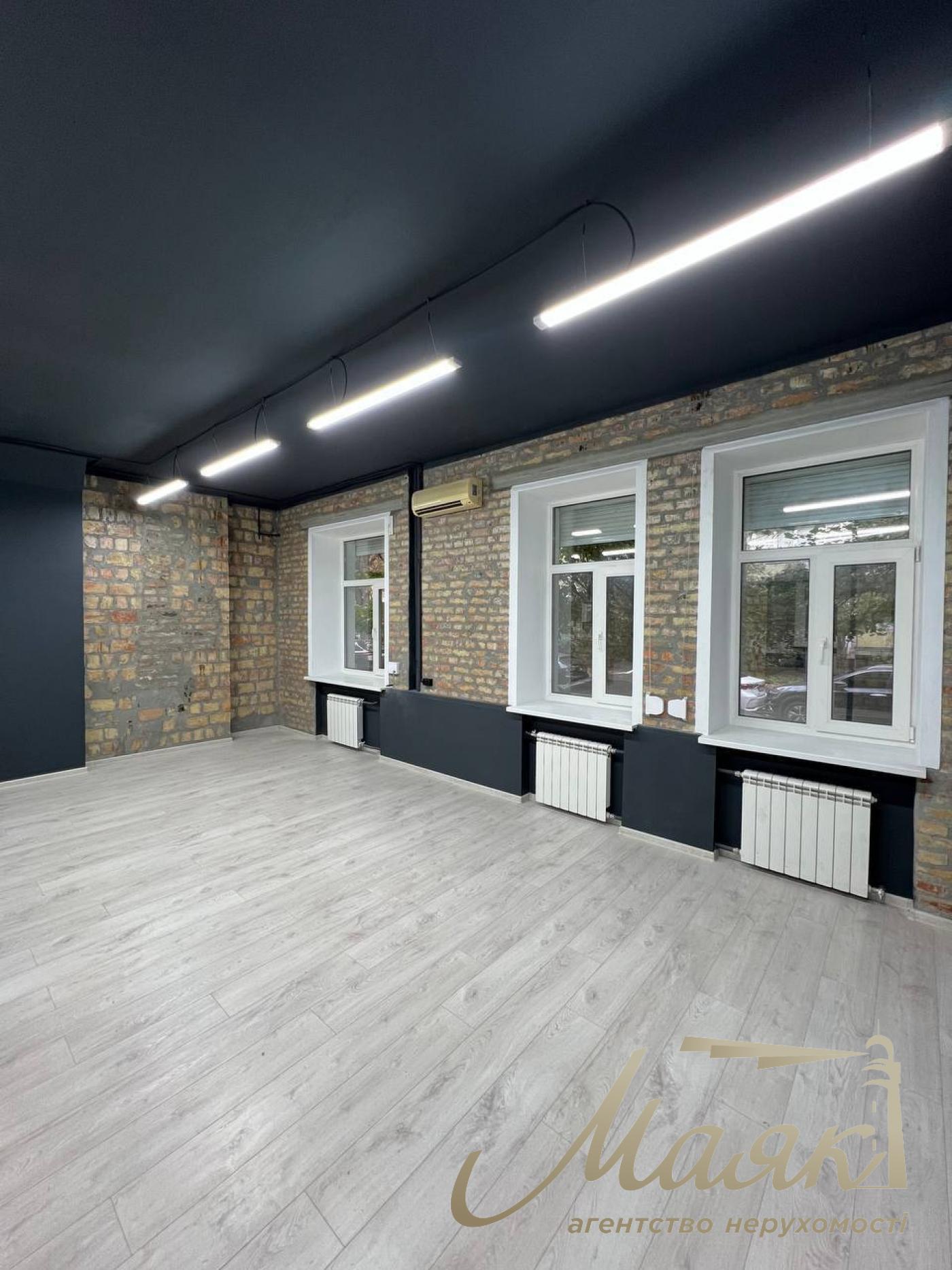 Rent Commercial area 130m2 Reznytska str., Pechersk, Kiev