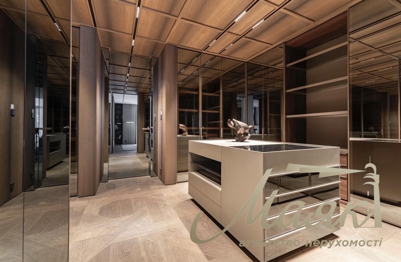 Продаж дворівневого пентхауса площею 204 м² Київ, Печерський район, ЖК "Бульвар Фонтанів", вул. Саперне поле, 5