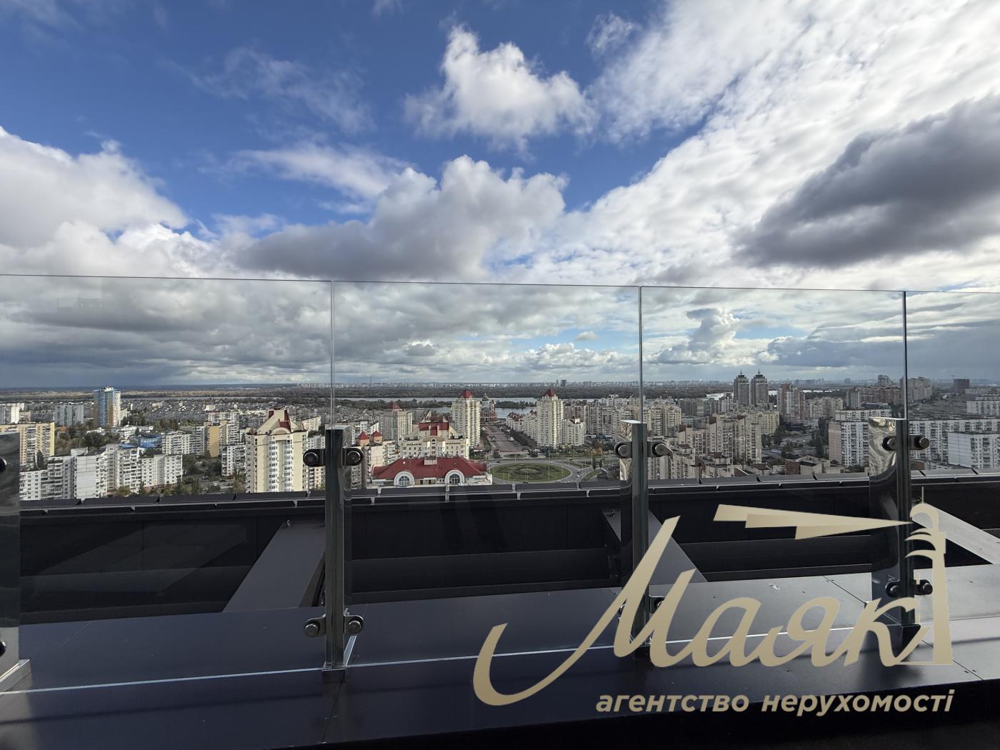 Продаа  3-комнатной квартири 114м2 в ЖК Obolon Residences, Оболонь