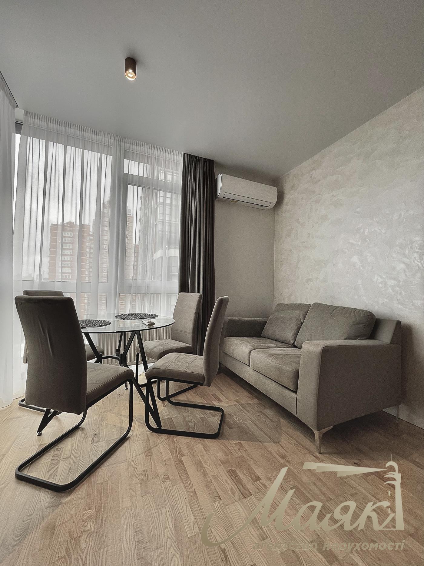 Аренда видовой 2-х комнатной  квартиры в ЖК Французский квартал 2, Печерский район.