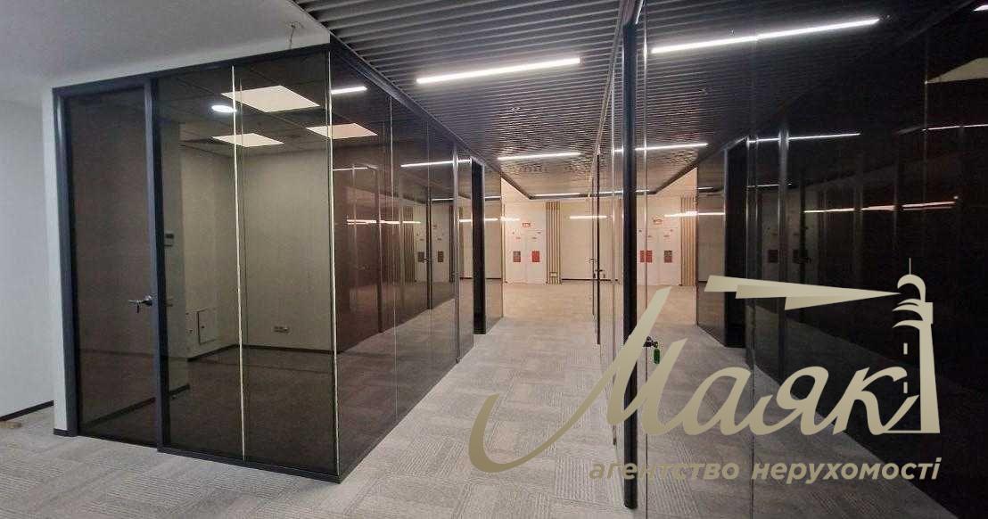 Office for rent 695m in BC Class A, Astarta on Podil