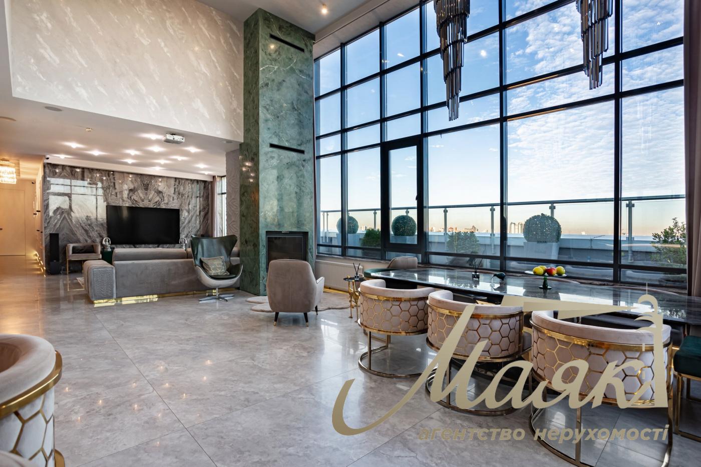 Penthouse with terrace for sale in Park Avenue VIP Residential Complex. Goloseevsky Prospekt, Demievka, Kyiv.