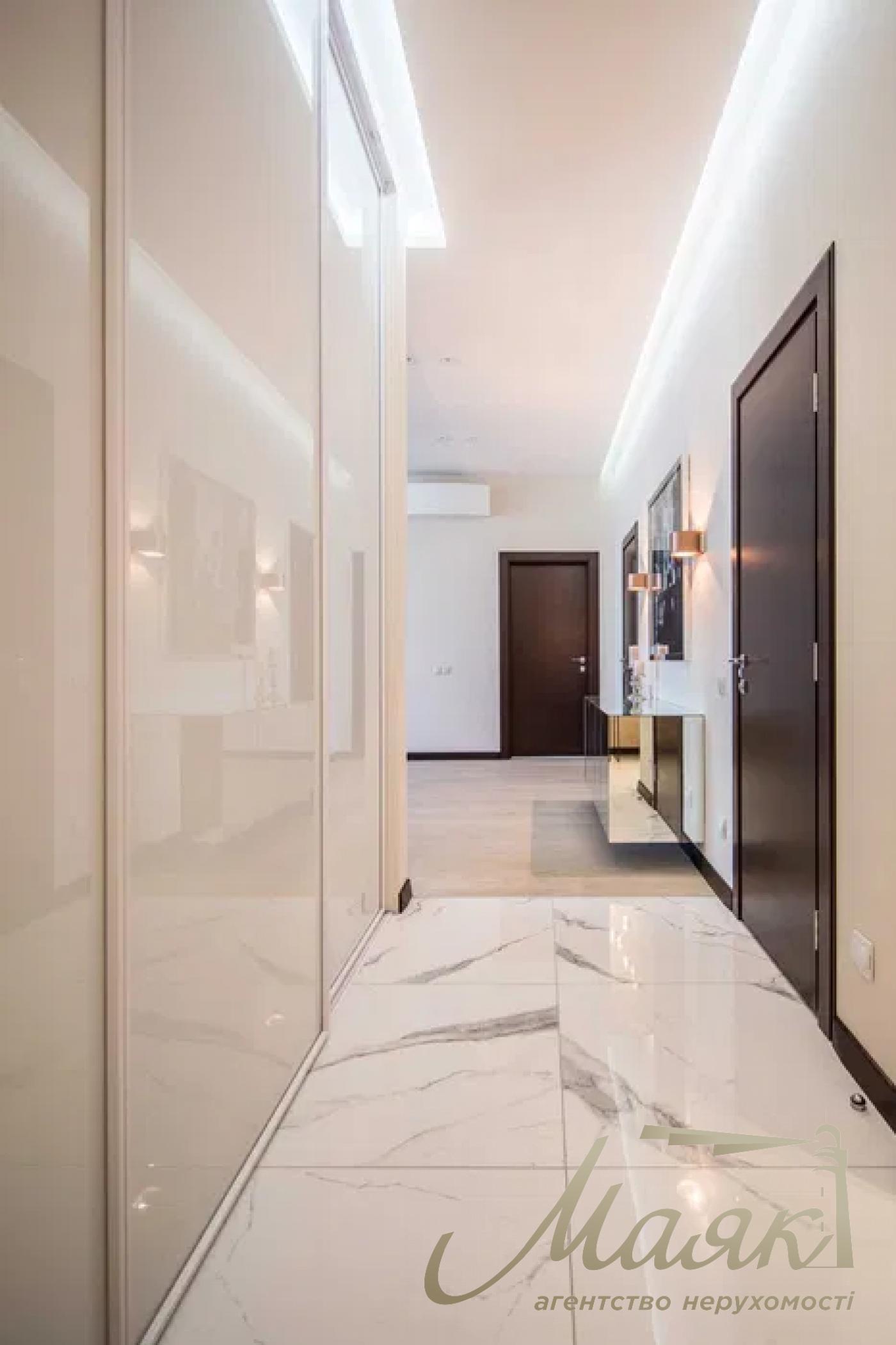 Оренда 3-х кімнатної квартири 115м2 ЖК Новопечерські Липки вул. Андрія Верхогляда 15