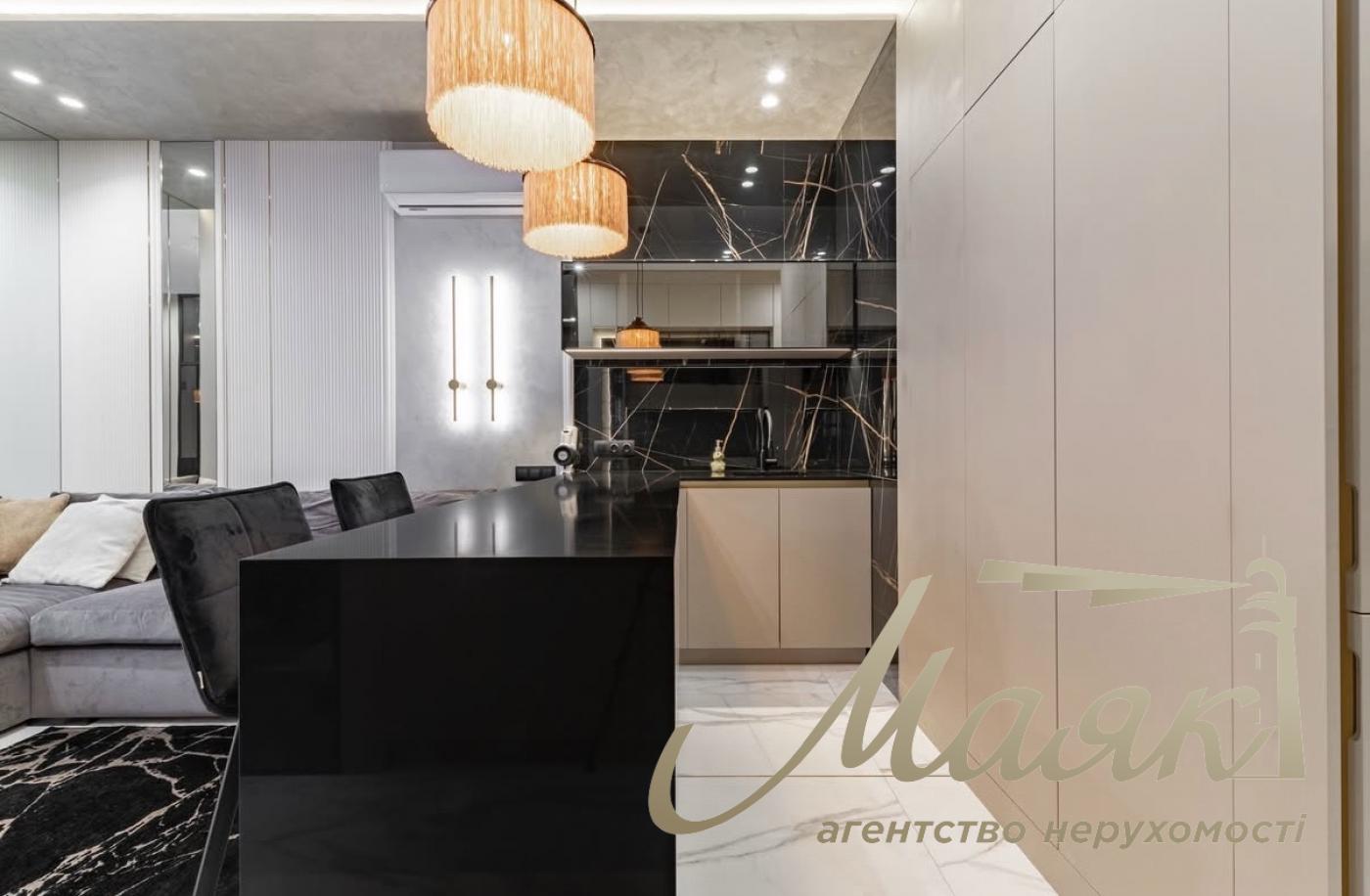 Продаж 2х-кімнатної квартири 48м2 в ЖК Новопечерські липки, Андрія Верхогляда/Драгомирова, Печерськ, Київ