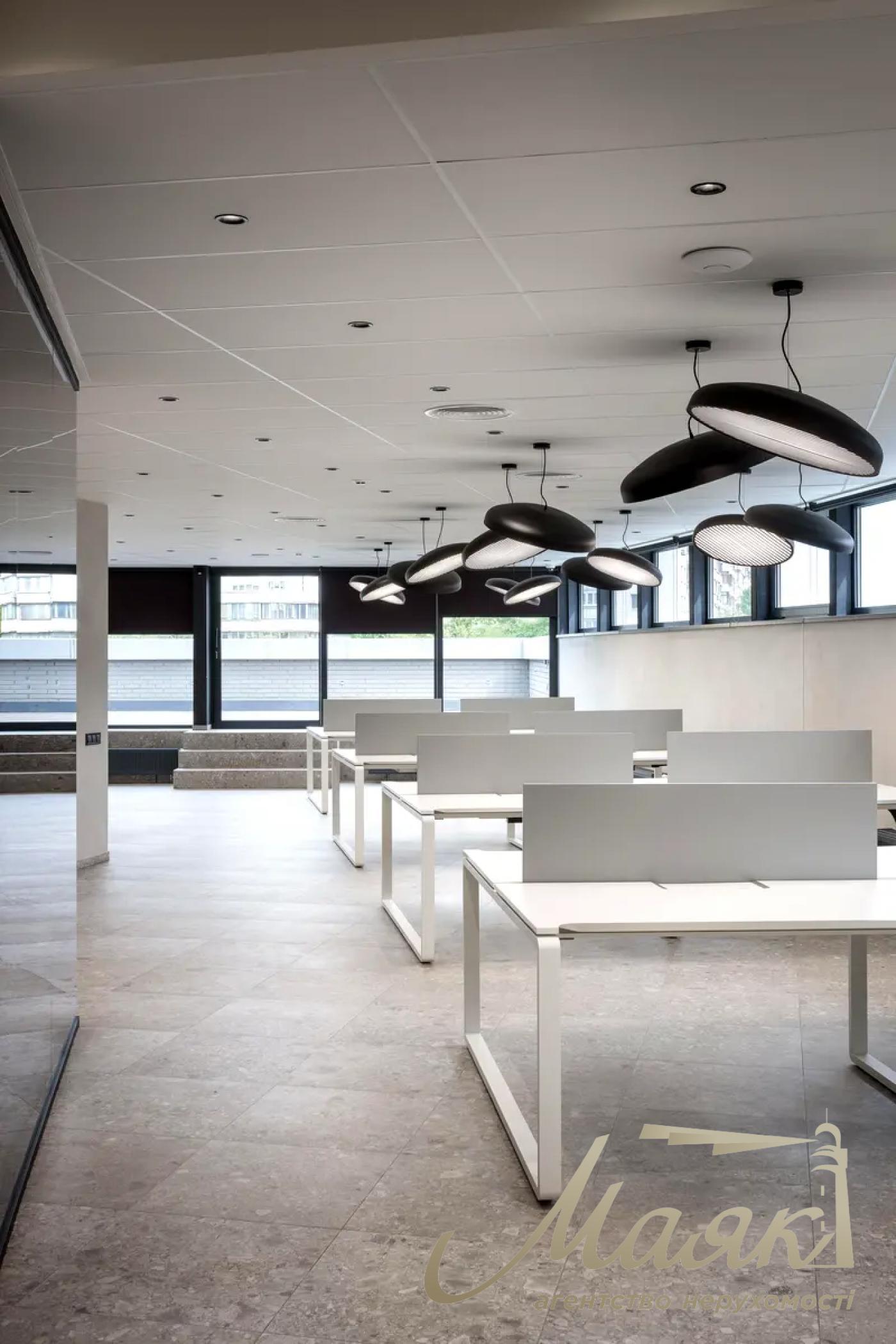 Аренда офиса 345м2  в БЦ по ул. Евгения Коновальца 36Д 