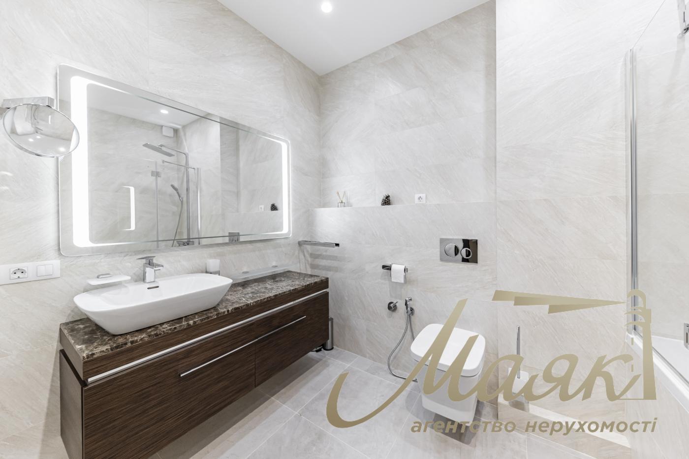 Оренда 4-кімнатної ЖК Французький Квартал, вул. Саперне Поле 12, 164м2