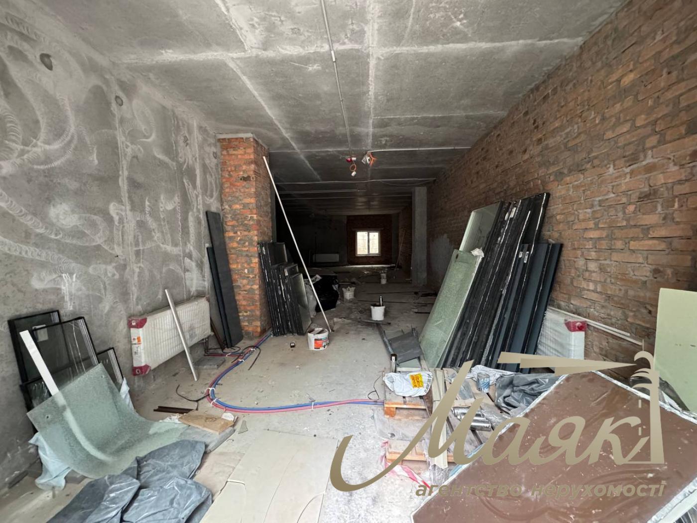 Продажа помещения в ЖК Бульвар Фонтанов, ул Саперное Поле 3 