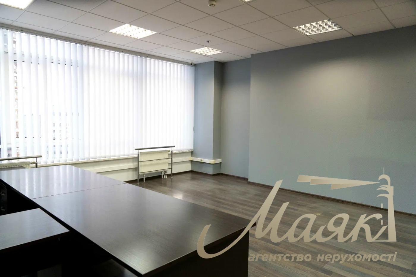 Rent office 223m2 on Zagorivska str. 23, Shevchenko district.